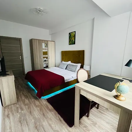 Cara 1 Min Walk To The Summerland Mamaia