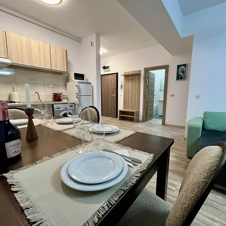 Cara 1 Min Walk To The Summerland *