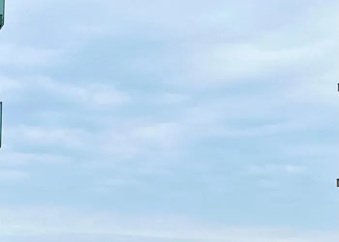 아파트 Cara 1 Min Walk To The Summerland *