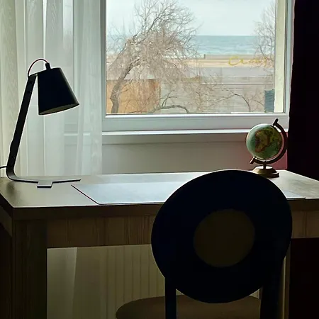 Apartman Cara 1 Min Walk To The Summerland Mamaia