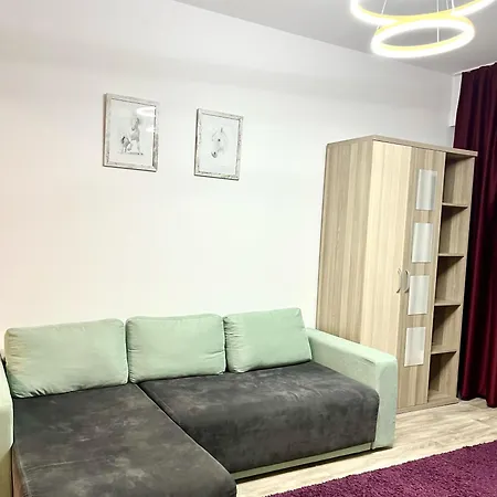 Cara 1 Min Walk To The Summerland *