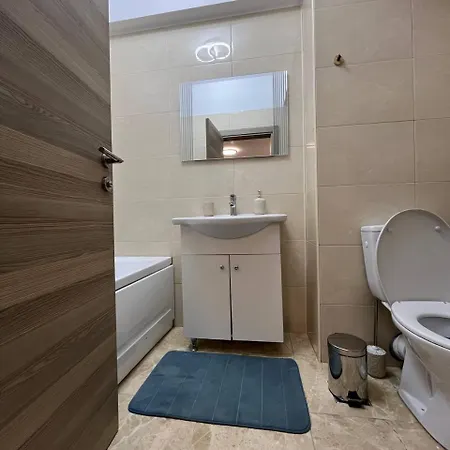 Appartement Cara 1 Min Walk To The Summerland Mamaia