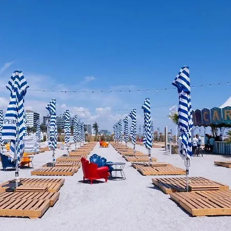 Cara 1 Min Walk To The Summerland Apartamento *